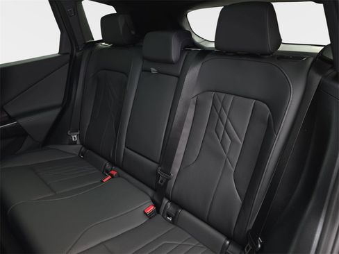 New 2026 BMW X3 xDrive30 w/ Premium Package image 14