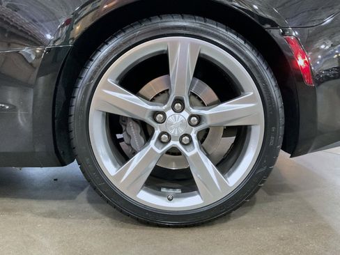 Used 2018 Chevrolet Camaro SS image 20
