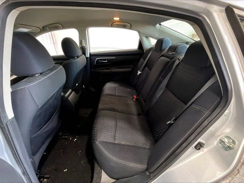 Used 2017 Nissan Altima 2.5 SV FWD image 24