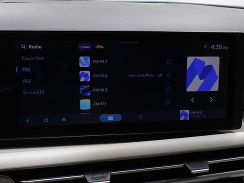 Used 2025 Hyundai Tucson SEL FWD image 3