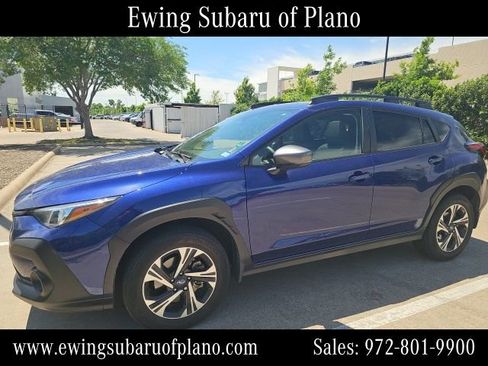 Used 2024 Subaru Crosstrek 2.0i Premium image 2