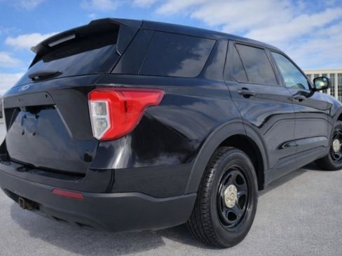 Used 2021 Ford Explorer 4WD Police Interceptor image 6