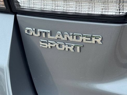Used 2025 Mitsubishi Outlander Sport SE AWD/4WD image 28