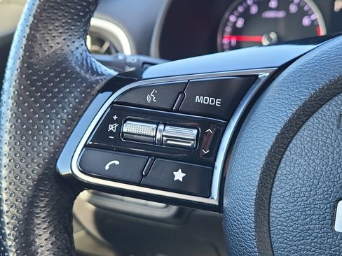 Used 2024 Kia Forte GT-Line image 18