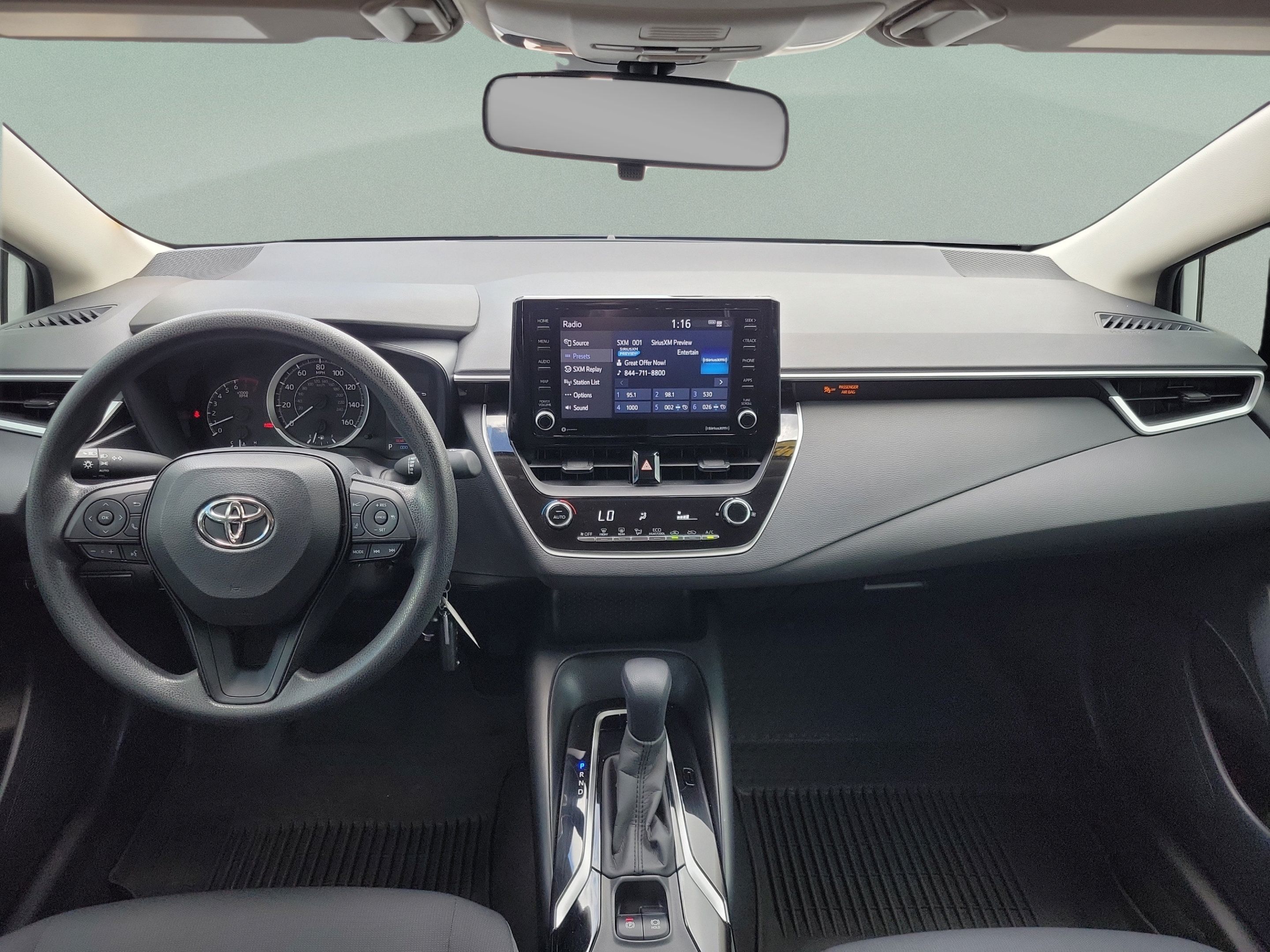 Used 2022 Toyota Corolla LE FWD image 6