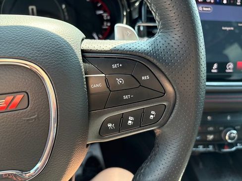 Used 2025 Dodge Durango R/T AWD/4WD image 12