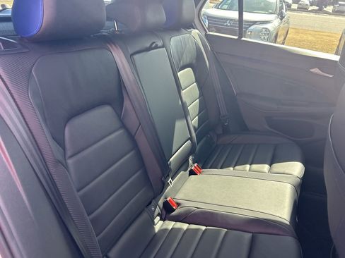Used 2022 Volkswagen Golf R image 48