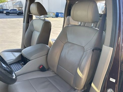 Used 2015 Honda Pilot Touring image 25