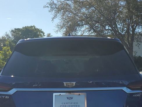 Certified 2023 Cadillac XT6 Premium Luxury image 13