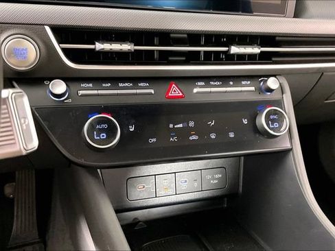 Used 2026 Hyundai Sonata SEL FWD image 14