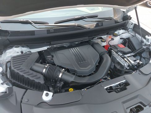 New 2025 GMC Acadia Elevation image 32