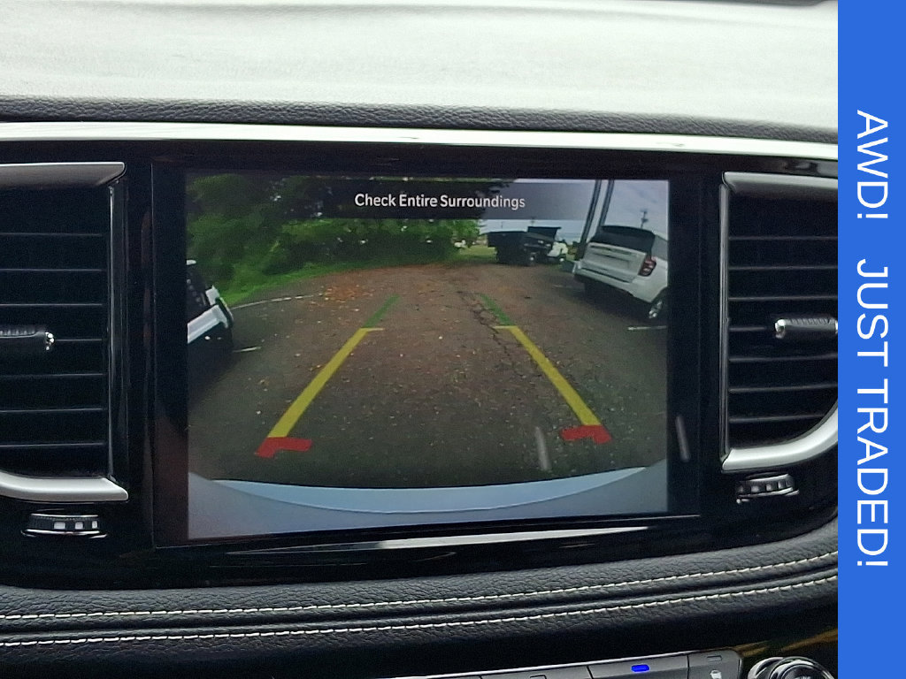 Used 2022 Chrysler Pacifica Touring-L AWD/4WD image 19