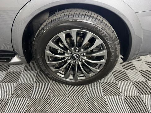 Used 2024 Nissan Armada Platinum w/ Captain's Chairs Package image 39