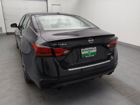 Used 2020 Nissan Altima 2.0 Platinum FWD image 6