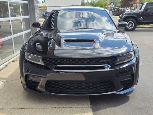Used 2023 Dodge Charger SRT Hellcat RWD image 2