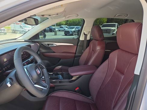 Used 2025 Buick Envision Sport Touring AWD/4WD image 13
