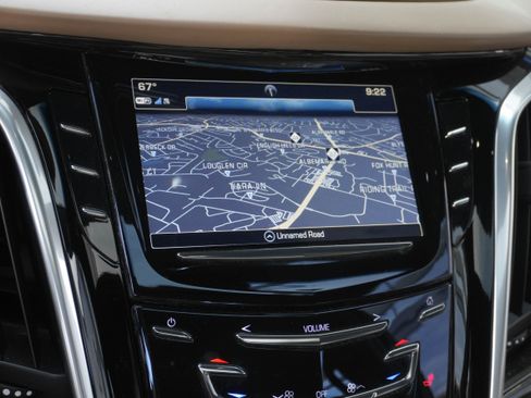 Used 2020 Cadillac Escalade Platinum AWD/4WD image 22