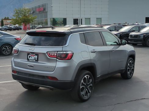 Used 2023 Jeep Compass Limited image 3