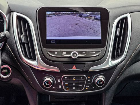 Used 2019 Chevrolet Equinox Premier image 20