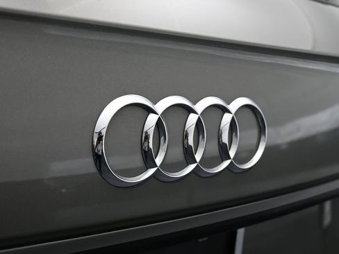 Used 2025 Audi Q5 2.0T Premium image 35