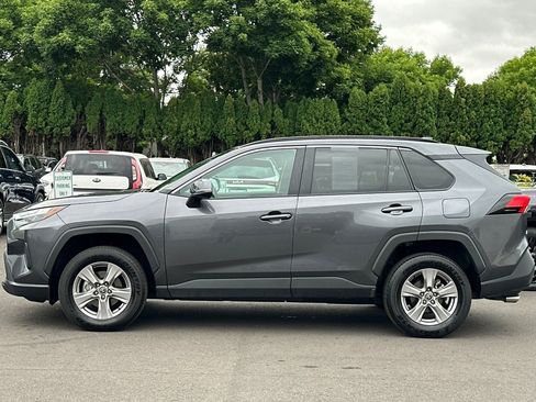 Used 2025 Toyota RAV4 XLE AWD/4WD image 7