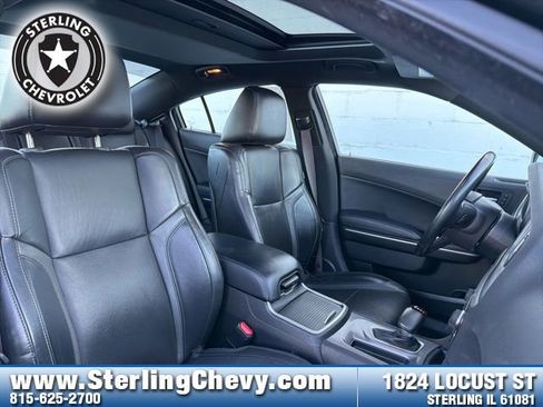 Used 2022 Dodge Charger SXT w/ Leather Interior Group image 12