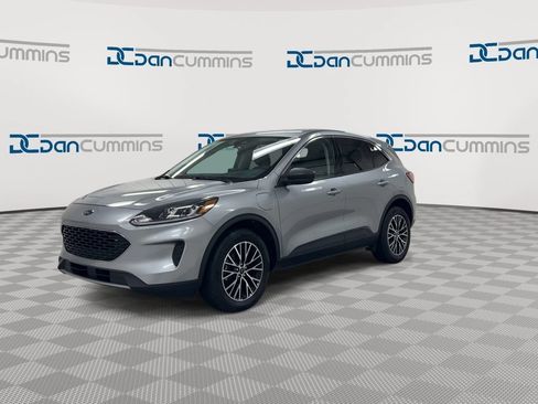 Used 2022 Ford Escape SE FWD image 4