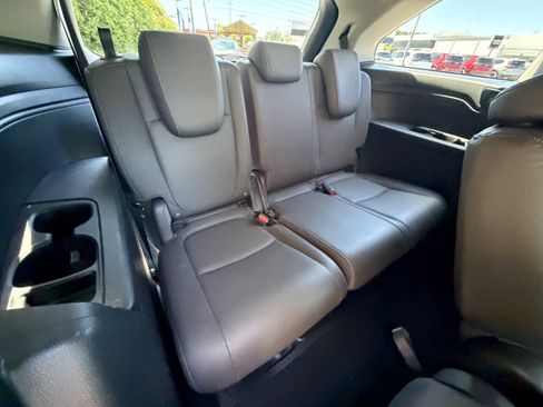 Used 2024 Honda Odyssey EX-L image 11
