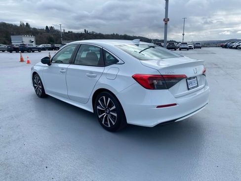 Certified 2023 Honda Civic EX image 10