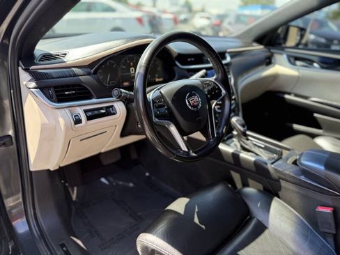 Used 2013 Cadillac XTS Platinum FWD image 10