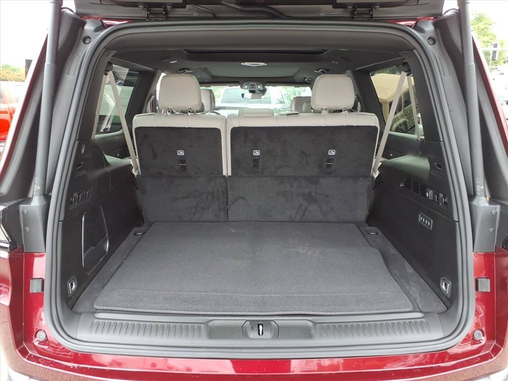 New 2026 Jeep Grand Wagoneer L Limited AWD/4WD image 15
