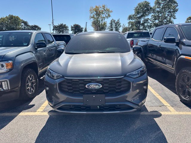 Used 2024 Ford Escape ST-Line Elite w/ Premium Technology Package AWD/4WD image 4