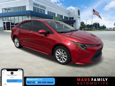 Used 2020 Toyota Corolla LE image 1