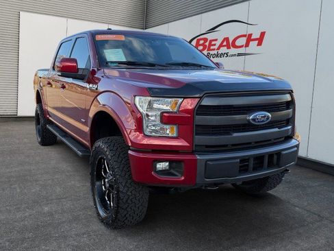 Used 2015 Ford F150 Lariat image 3