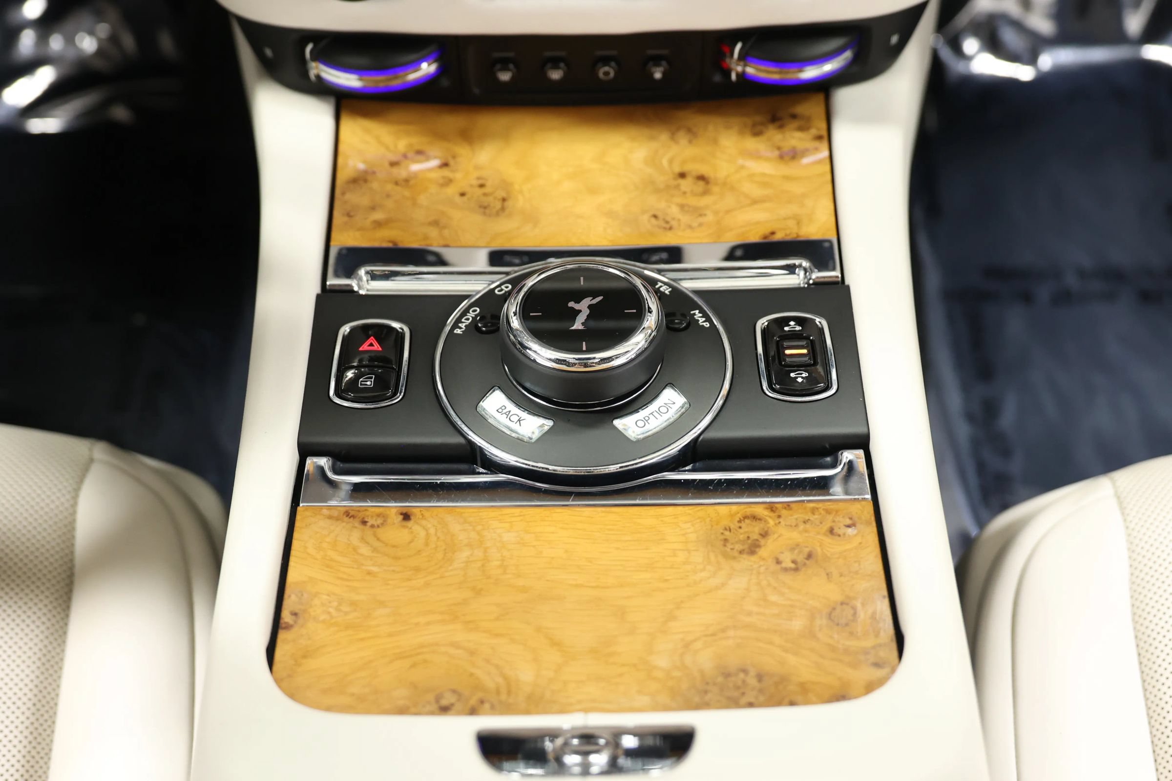 Used 2017 Rolls-Royce Wraith RWD image 54