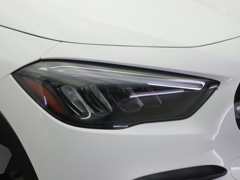 Certified 2025 Mercedes-Benz GLA 250 image 25