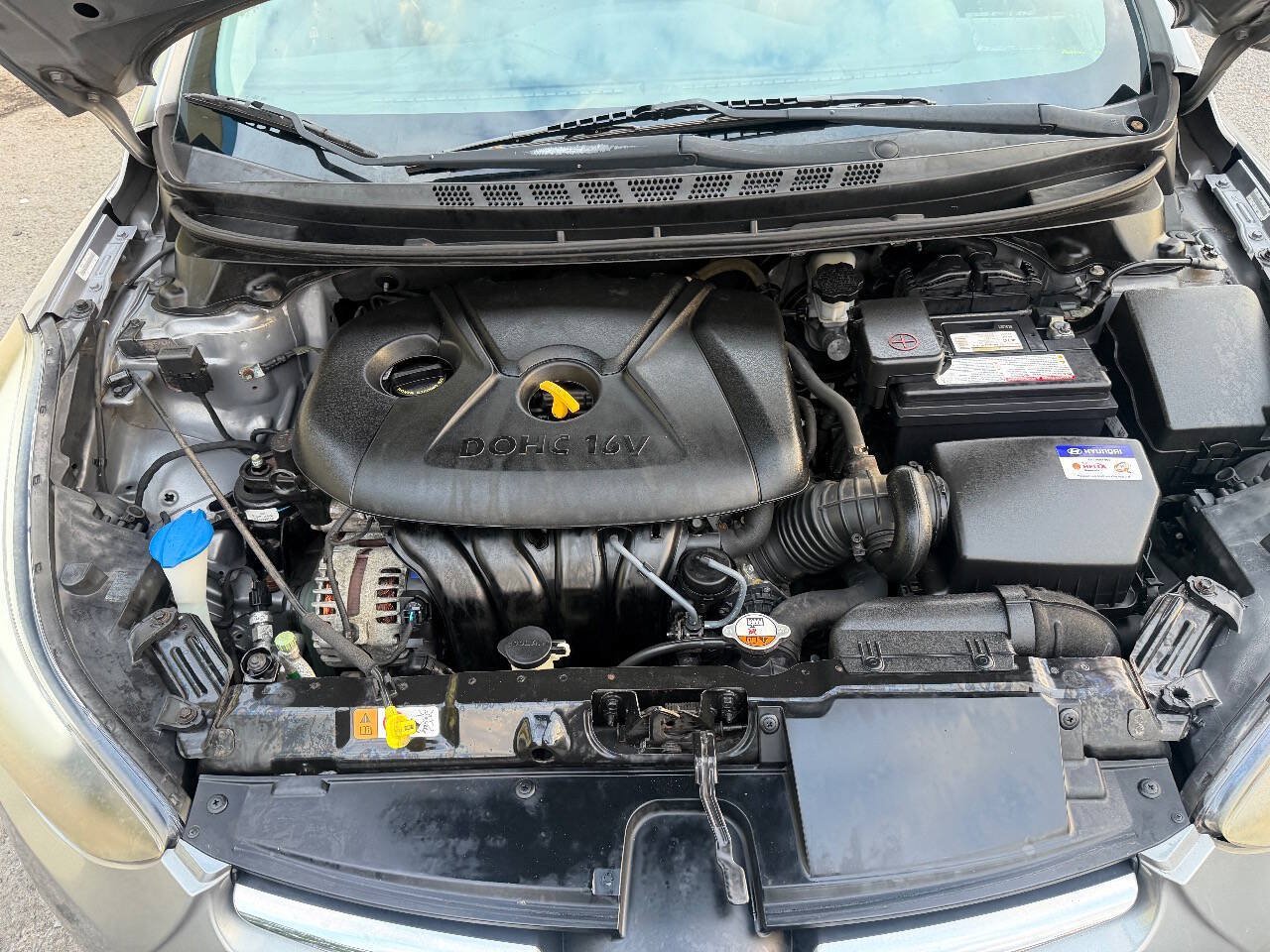 Used 2015 Hyundai Elantra SE FWD image 13