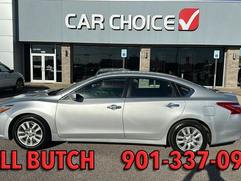 Used 2017 Nissan Altima 2.5 S image 1