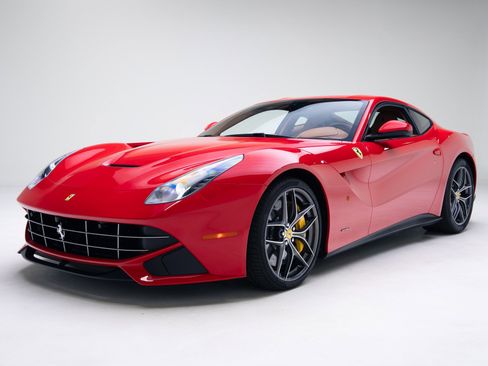 Used 2014 Ferrari F12 Berlinetta image 7