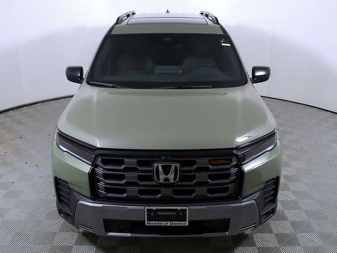New 2026 Honda Pilot TrailSport image 4
