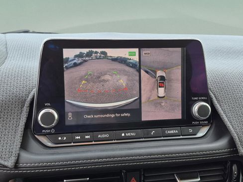 Certified 2021 Nissan Rogue SV FWD image 23