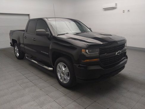 Used 2018 Chevrolet Silverado 1500 Custom w/ Trailering Package RWD image 13