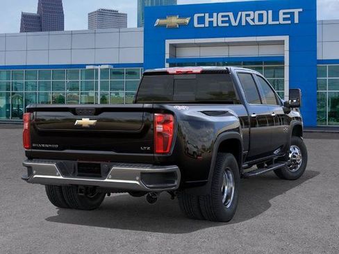 New 2025 Chevrolet Silverado 3500 LTZ w/ LTZ Texas Edition AWD/4WD image 4