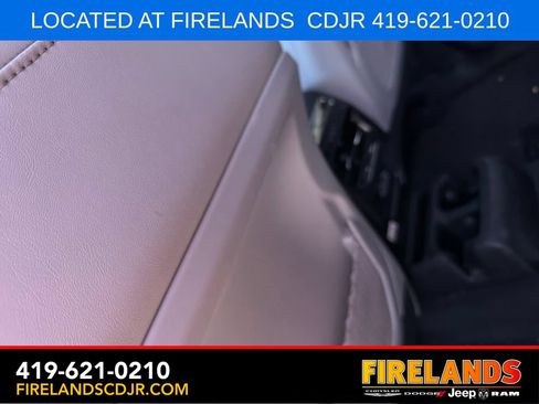 Used 2022 Jeep Grand Cherokee L Overland AWD/4WD image 5