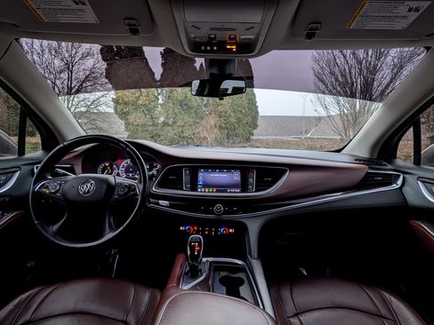 Used 2020 Buick Enclave Avenir w/ Avenir Technology Package image 12