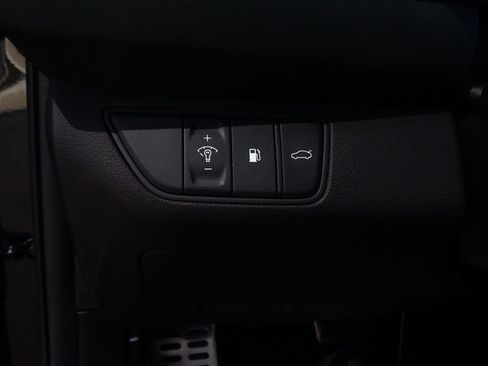 Certified 2026 Genesis G70 3.3T Sport Prestige image 14