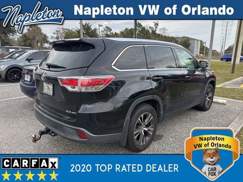 Used 2016 Toyota Highlander XLE image 6