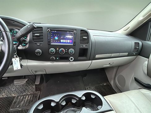 Used 2010 Chevrolet Silverado 1500 LT w/ Power Pack Plus image 22