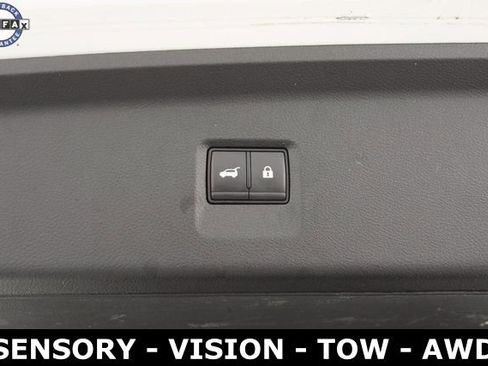 Used 2023 INFINITI QX60 Sensory image 16