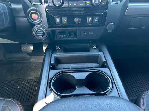 Used 2023 Nissan Titan PRO-4X w/ Pro-4x Convenience Package AWD/4WD image 19
